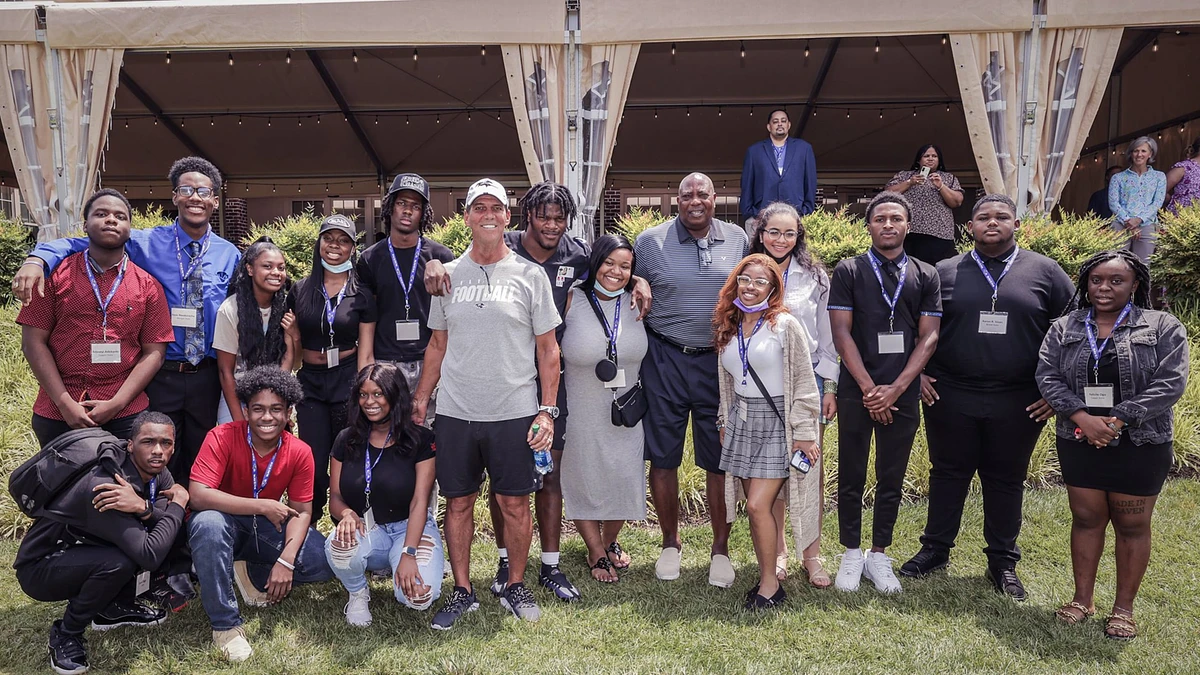 Ravens Scholars